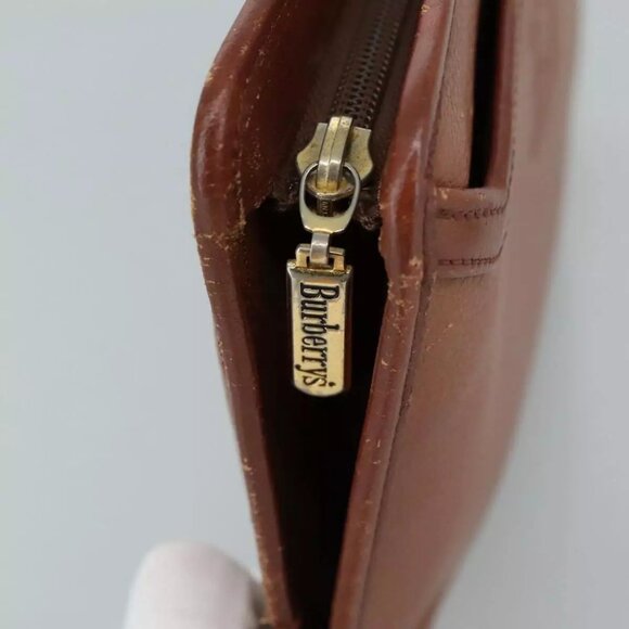 Burberrys Clutch Bag Leather Brown Gold Auth - Picture 5 of 16